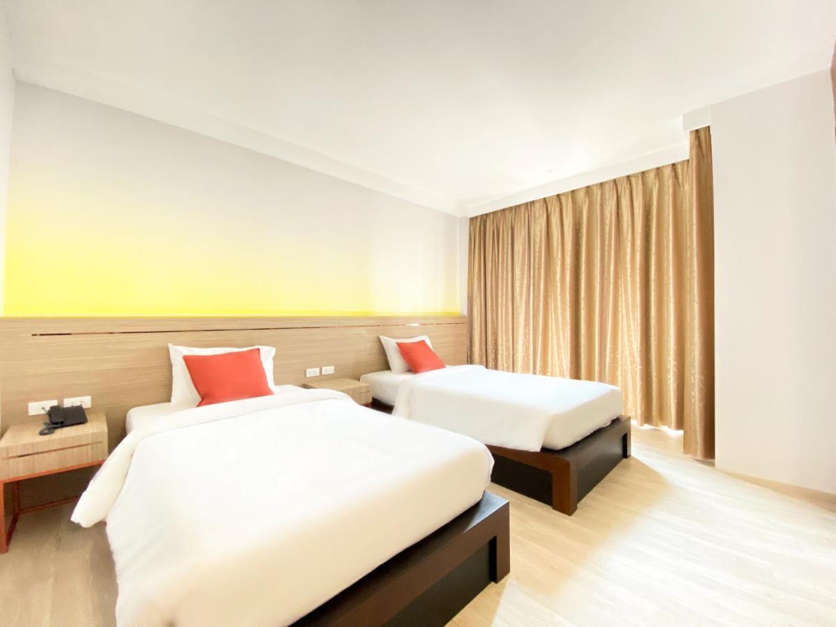 Srilamduan Hotel Sisaket Exterior photo